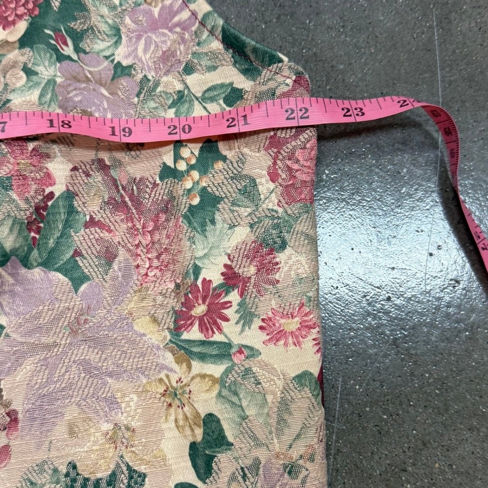 No Boundaries Plus Vintage 90s Floral Tapestry Vest Magenta Back 22W - Picture 2 of 8